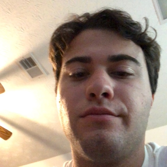 Meet your Posher, Chris - Picture 1 of 1